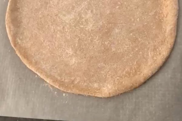 Base de espelta estirada par la PizzaFacil