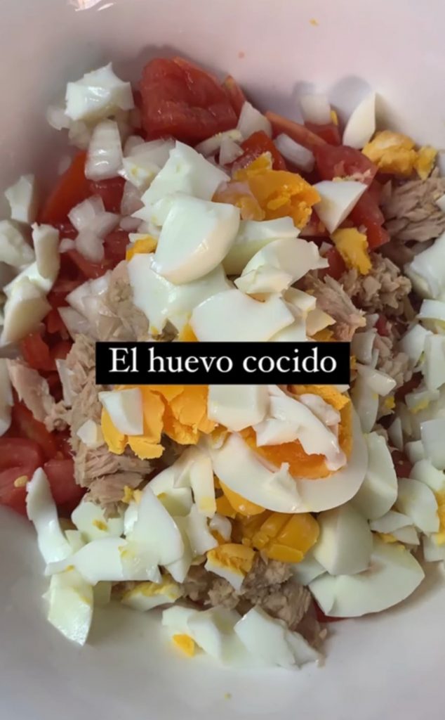 Añadimos huevo cocido al plato murciano