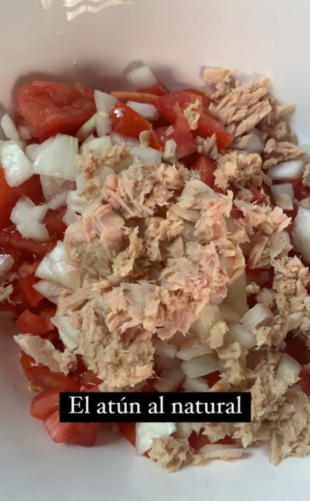 Incorporamos el atún al plato murciano